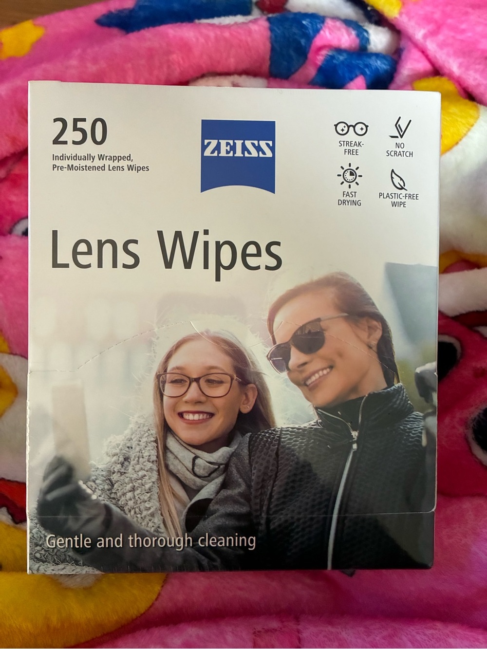 Lens Wipes - Gentle Cleaning (250 Individually Wrapped Wipes)